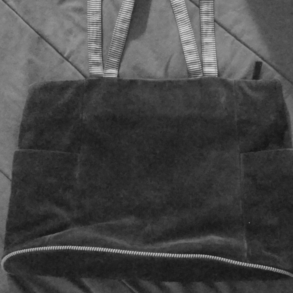 Leather tote bag